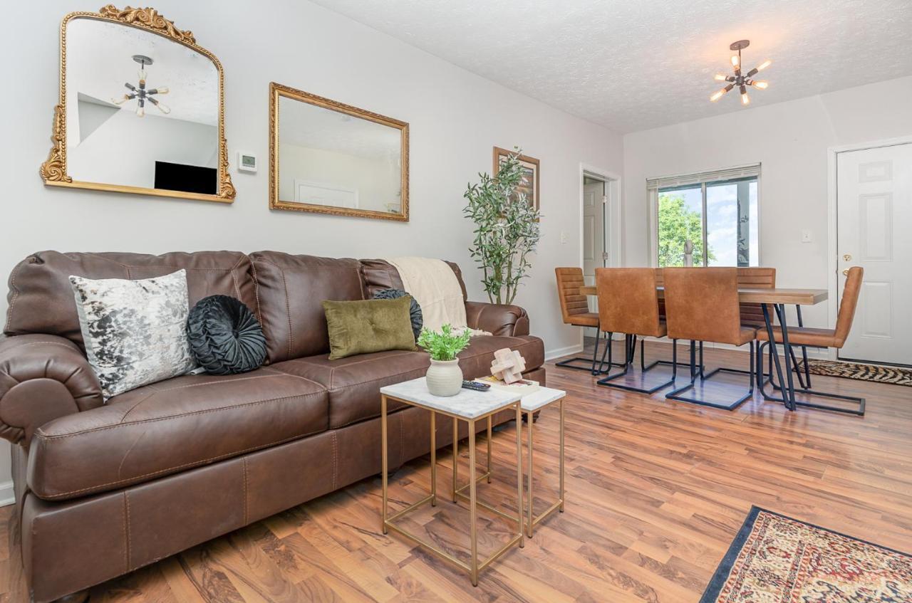 Apartment Amazing Downtown Views - 3 Minutes To Downtown! *